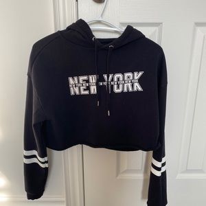 H&M cropped hoodie XS